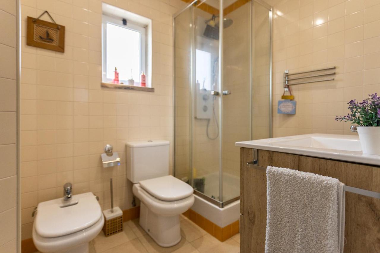 קוסטה דה קפאריקה The Attic - Caparica Beach And Surf Apartment מראה חיצוני תמונה